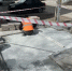 Тротуарную плитку перекладывают на проспекте Автозаводцев - Миасский рабочий