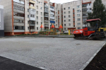 В Миассе продолжают благоустраивать дворы
